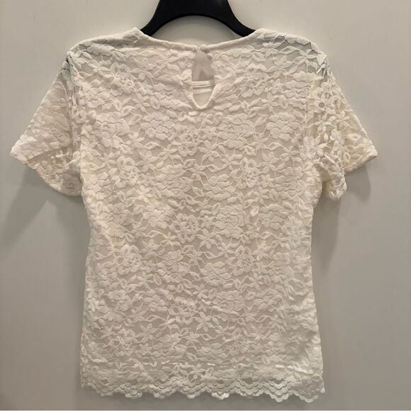 Teddy Rose Women's Lacy Keyhole Top, White, NEW - Picture 5 of 6